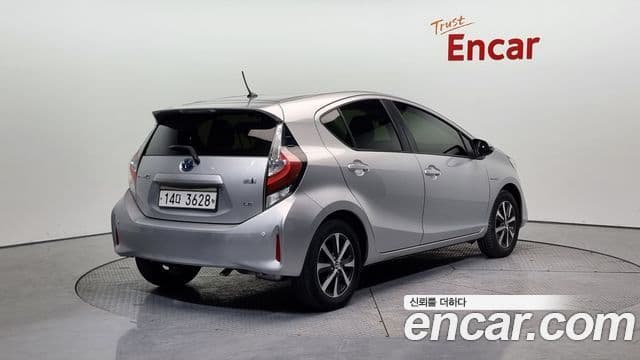 Toyota 프리우스 C, 2019 2