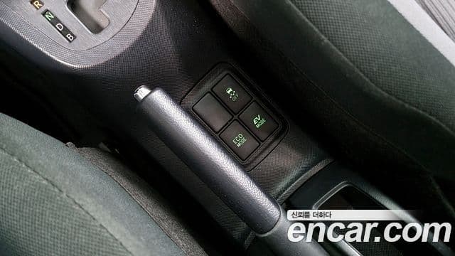 Toyota 프리우스 C, 2019 15