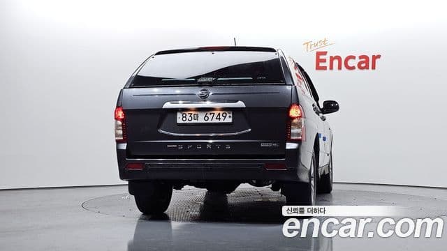 KG모빌리티(SsangYong) Korando Sport Club, 2015 4