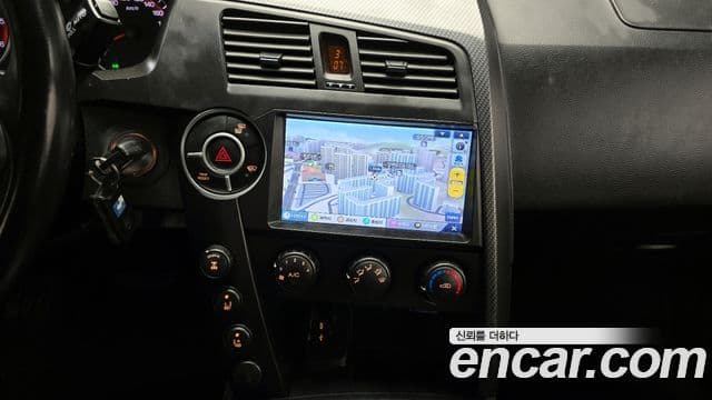 KG모빌리티(SsangYong) Korando Sport Club, 2015 14