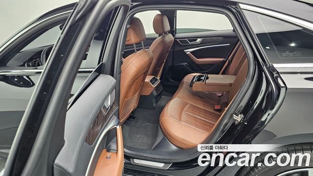 Audi A6 (C8) Premium, 2023 12