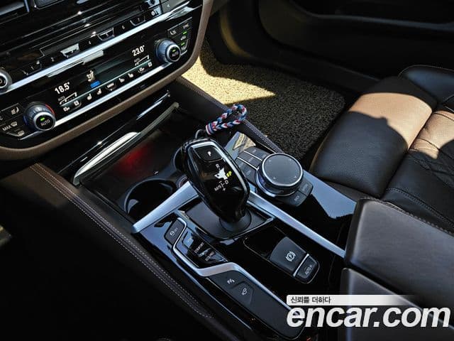 BMW 5시리즈 (G30) 530i xDrive M Sport Plus, 2019 16