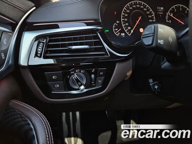 BMW 5시리즈 (G30) 530i xDrive M Sport Plus, 2019 17