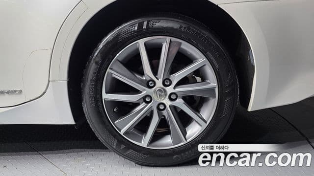 Lexus New ES300h XV60, 2018 все фото