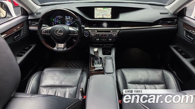 Lexus New ES300h XV60, 2018 7