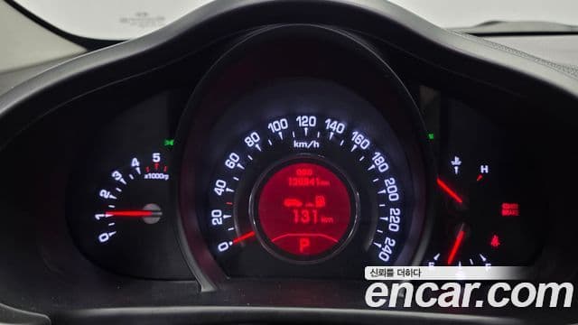 Kia Sportage R топовая версия, 2013 8