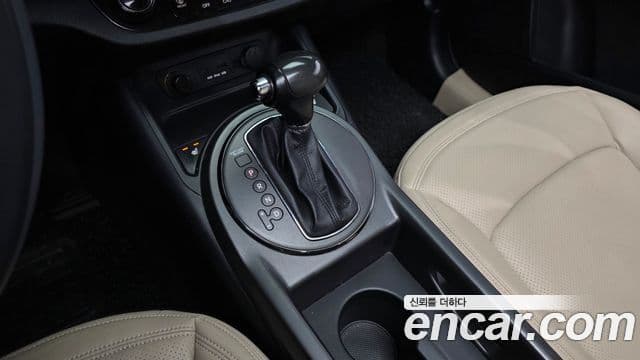 Kia Sportage R топовая версия, 2013 9