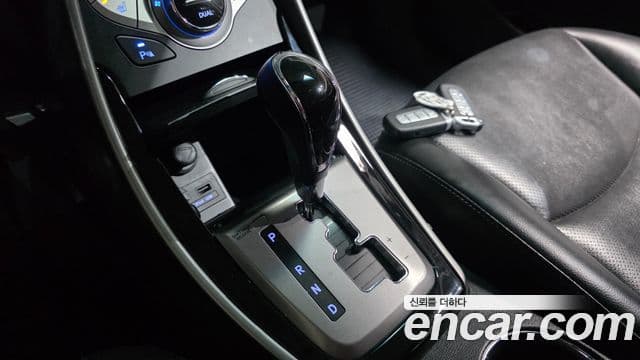 Hyundai Avante MD Modern, 2013 9