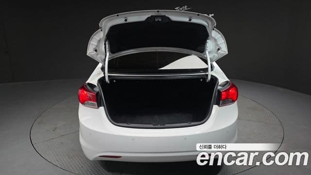 Hyundai Avante MD Modern, 2013 20