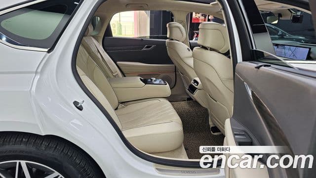 Genesis G80 (RG3) бензин 2.5 турбо AWD, 2025 12