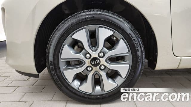 Kia The / новый New Morning Deluxe, 2016 все фото