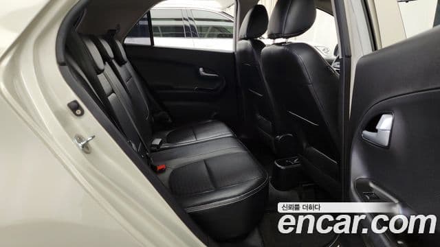 Kia The / новый New Morning Deluxe, 2016 12