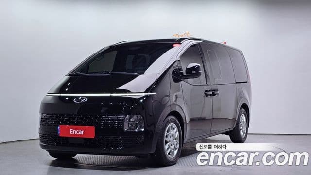 Hyundai Staria Modern, 2023 1