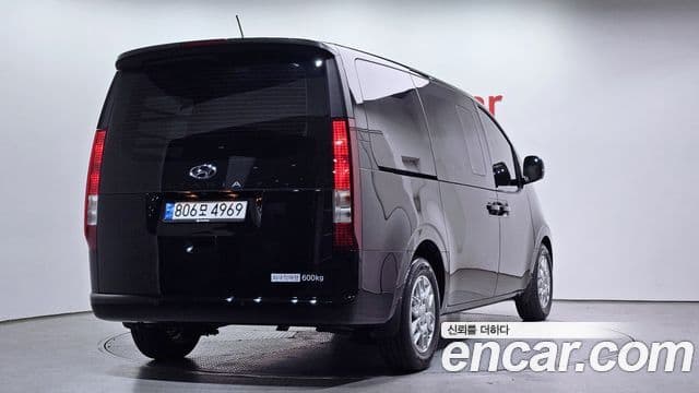 Hyundai Staria Modern, 2023 2