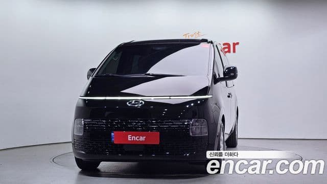 Hyundai Staria Modern, 2023 3