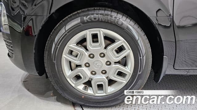 Hyundai Staria Modern, 2023 все фото