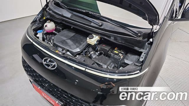 Hyundai Staria Modern, 2023 6