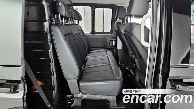 Hyundai Staria Modern, 2023 13