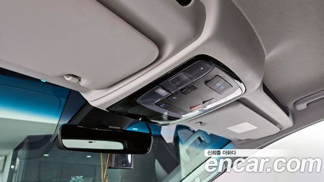 Hyundai Staria Modern, 2023 17