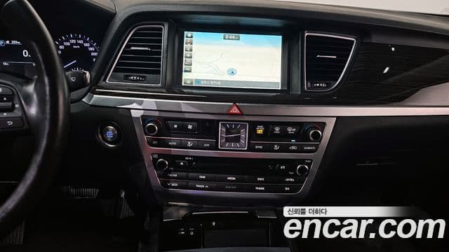 Genesis G80 Luxury, 2018 15