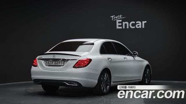 Mercedes-Benz C-класс W205 Avantgarde, 2018 2