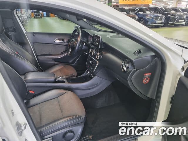 Mercedes-Benz A-класс W176 Style, 2014 10