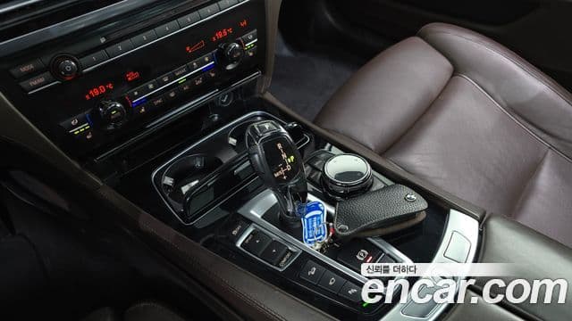 BMW 7시리즈 (F01) 750Ld xDrive Individual, 2015 9