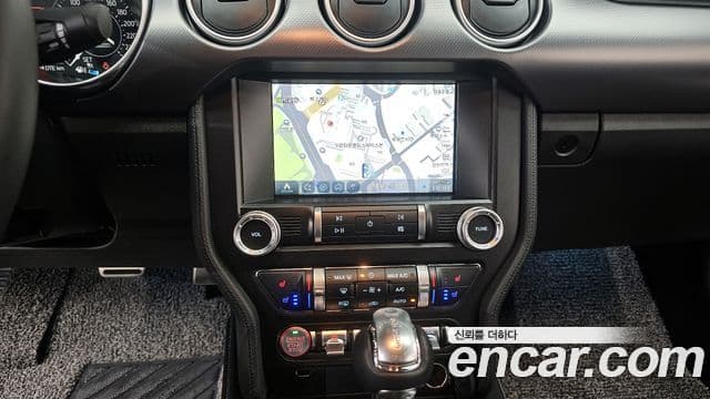 Ford Mustang купе, 2021 20