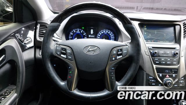 Hyundai Grandeur HG Modern, 2014 13