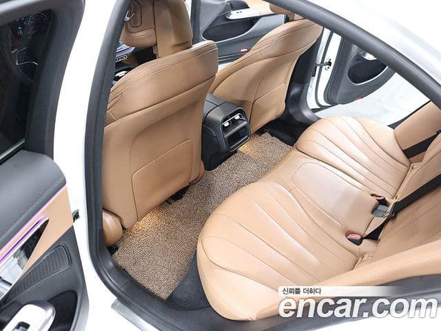 Mercedes-Benz E-класс W214 Avantgarde, 2025 16