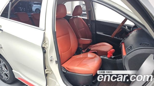 Kia All New Morning Luxury, 2013 12