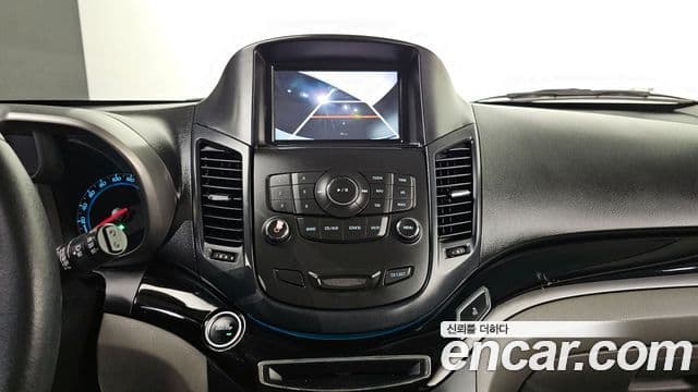 Chevrolet(GM대우) Orlando LPG Platinum пакет, 2015 17