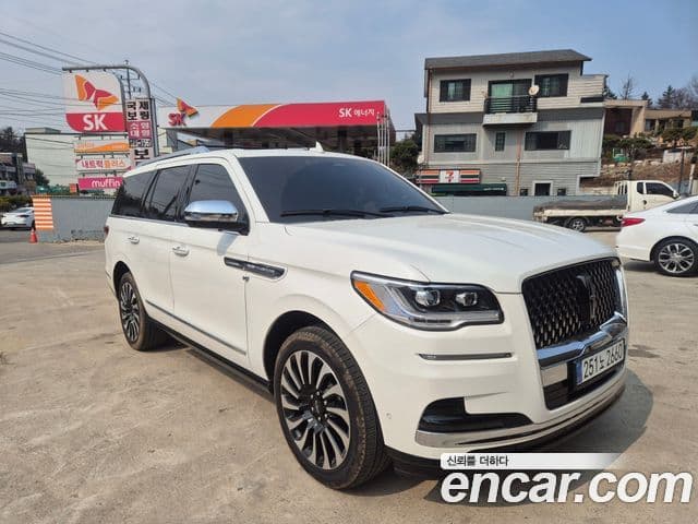 Lincoln Navigator 4세대 3.5L, 2023 3