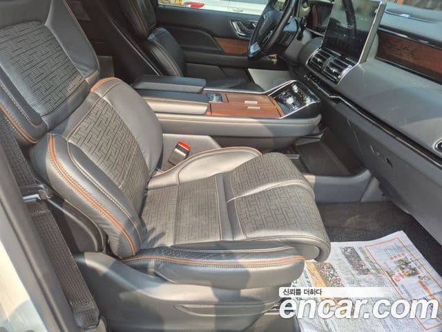 Lincoln Navigator 4세대 3.5L, 2023 9