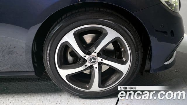 Mercedes-Benz E-класс W213 Avantgarde, 2021 все фото