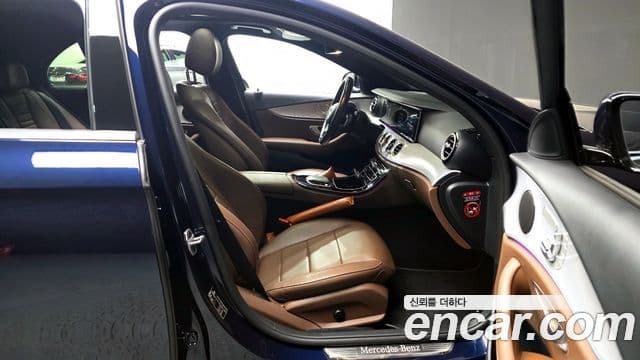 Mercedes-Benz E-класс W213 Avantgarde, 2021 11