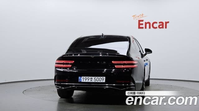 Genesis G80 (RG3) бензин 2.5 турбо AWD, 2025 4