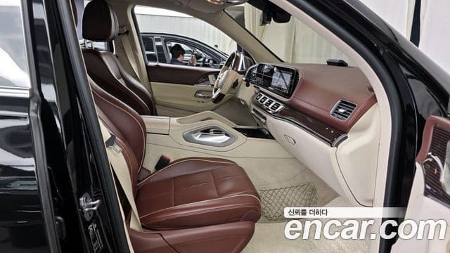 Mercedes-Benz GLS-класс X167 Maybach GLS600 4MATIC, 2021 11