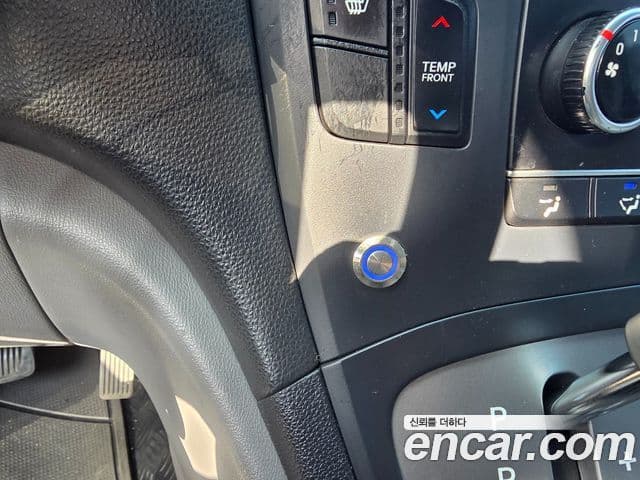 Hyundai Grand Starex Smart, 2017 18