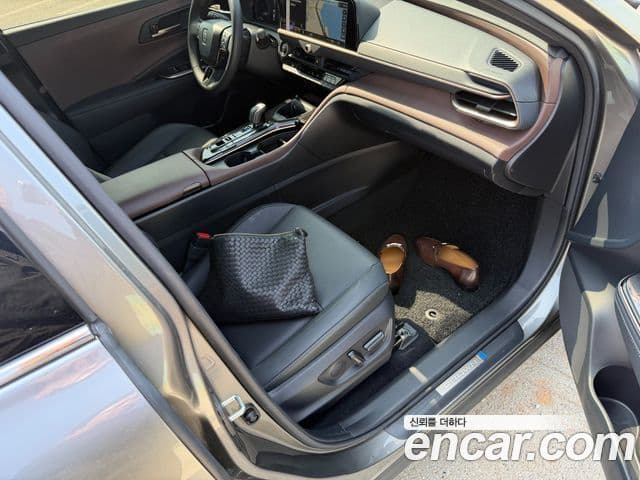 Toyota 크라운 кроссовер, 2024 7