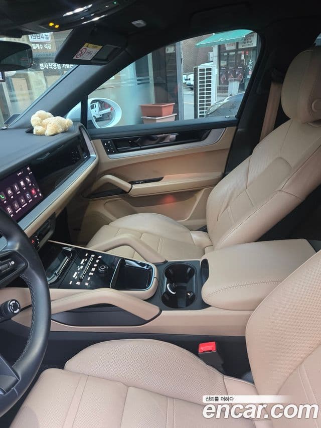 Porsche Cayenne (PO536) 3.0 купе, 2024 6