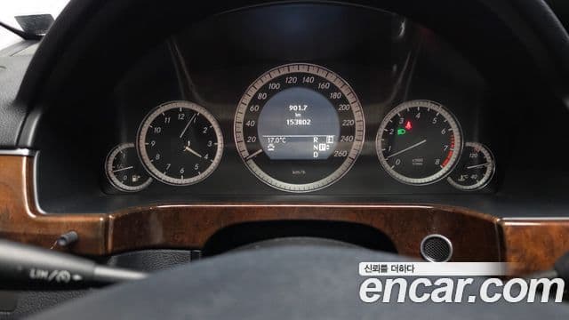 Mercedes-Benz E-класс W212 E300 Elegance, 2011 8