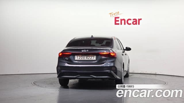 Kia The / новый New K3 2세대 Trendy, 2022 4