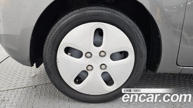 Kia The / новый New Ray Standard, 2022 все фото