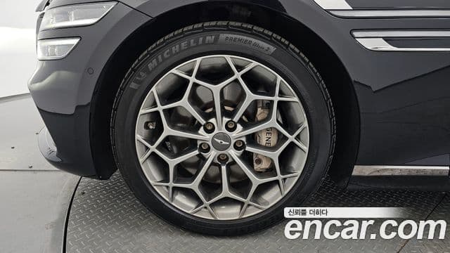 Genesis G80 (RG3) бензин 2.5 турбо AWD, 2022 все фото