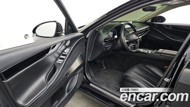 Genesis G80 (RG3) бензин 2.5 турбо AWD, 2022 10