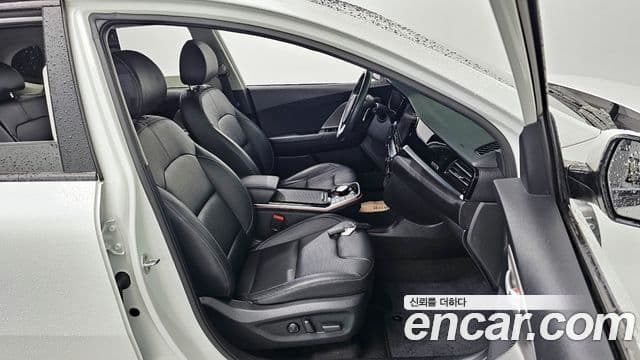 Kia Niro Plus Earth, 2023 12