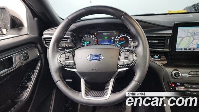 Ford Explorer 6세대, 2020 13