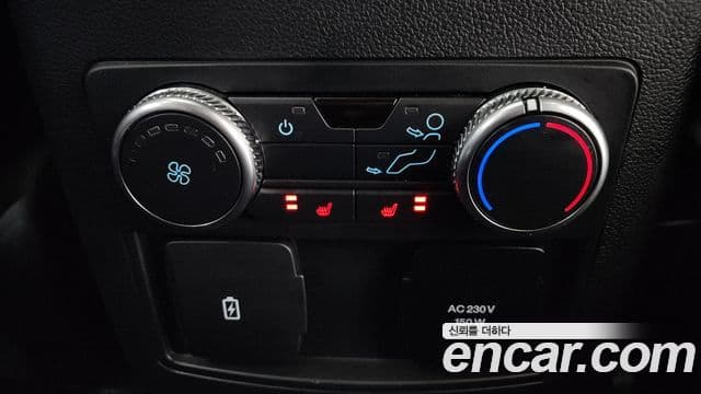 Ford Explorer 6세대, 2020 18