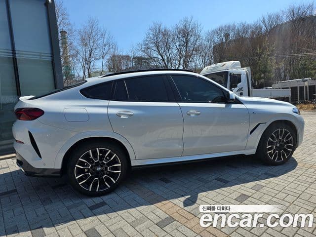 BMW X6 (G06) xDrive40i M Sport, 2025 11